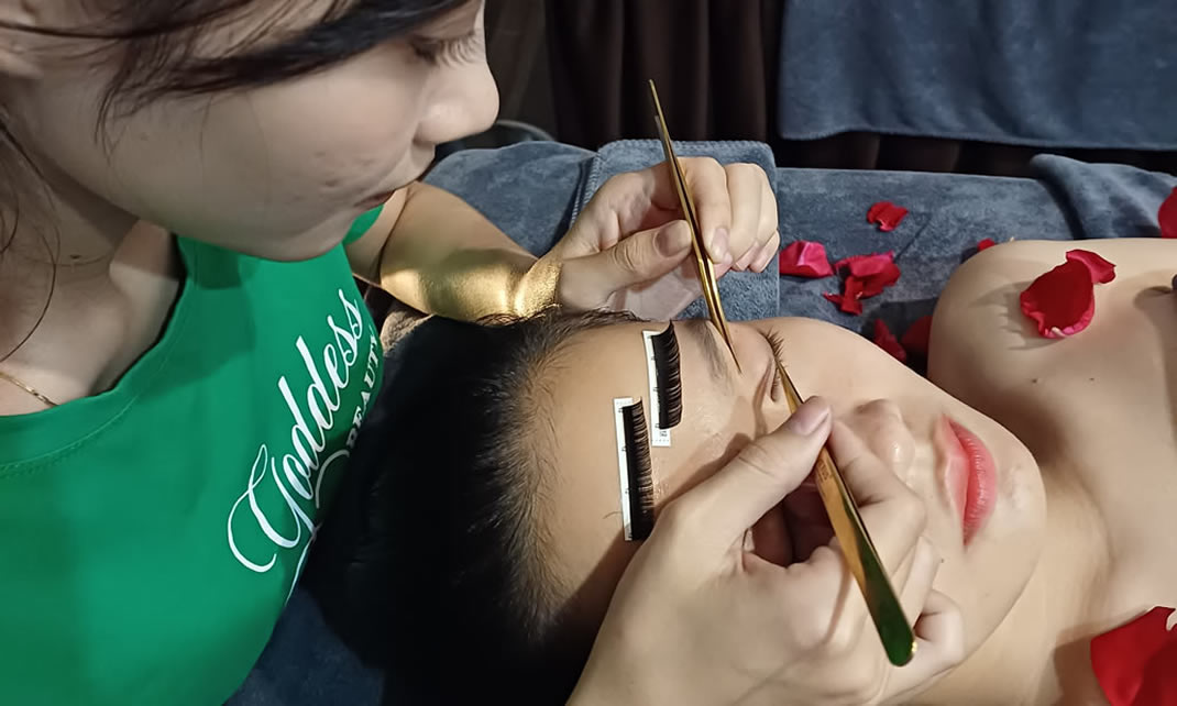 Eyelash extensions